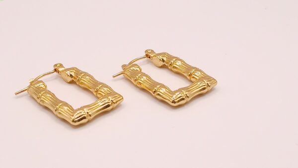 Boucles d'Oreilles en Acier Femme du Monde, sur moderne-bijoux.fr