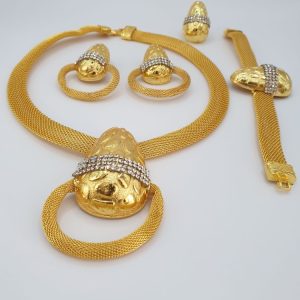 parure ethnique adjara , sur moderne-bijoux.fr - Bijoux ethniques & Femmes du monde