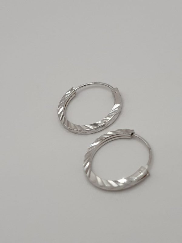 Boucles oreilles enfant argent massif tilla , sur moderne-bijoux.fr - Bijoux ethniques & Femmes du monde